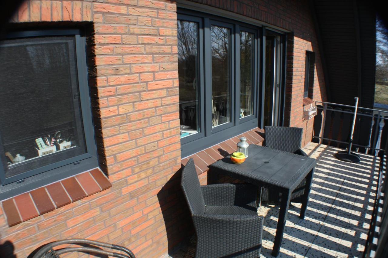 Haus Schilling Apartman Esens Kültér fotó